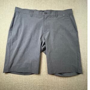 Travis Mathew Men’s 40 Gray Wanderlust 9" Shorts Stretch Ripstop Golf Style